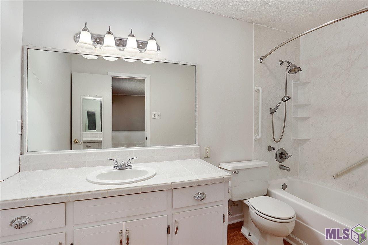 16767 Hooper Road Greenwell Springs, LA 70739 - Photo 7 of 12 Gallery Image 7