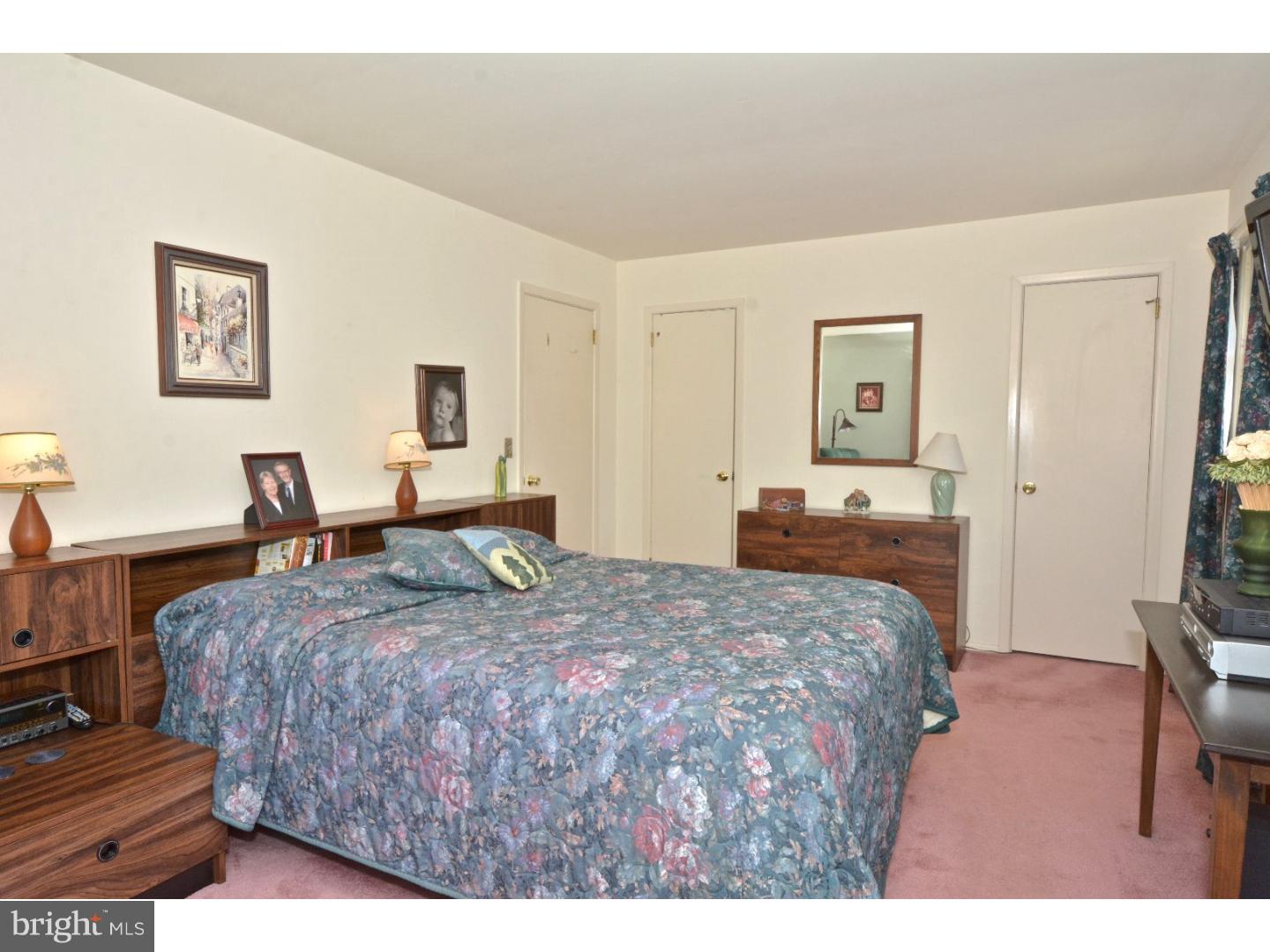 41 Robert Road Princeton, NJ 08540 - Photo 12 of 25 Bedroom - Main