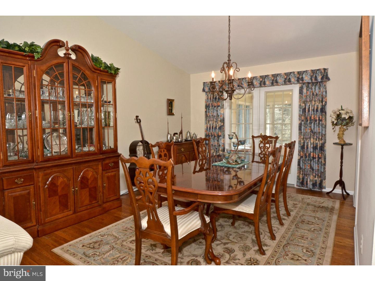 41 Robert Road Princeton, NJ 08540 - Photo 6 of 25 Dining Room