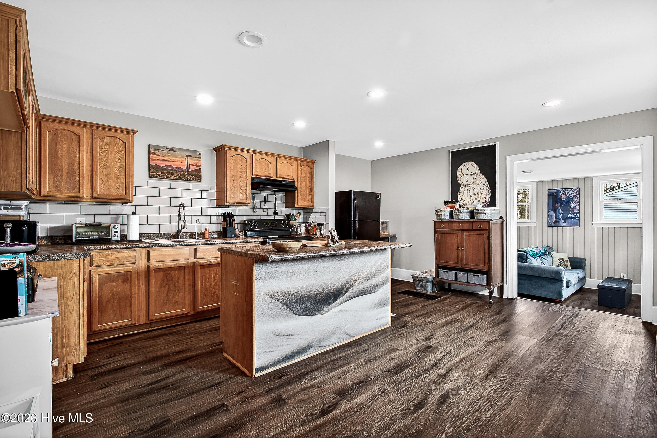 709 Davis Street Jacksonville, NC 28540 - Photo 6 of 37 01-6