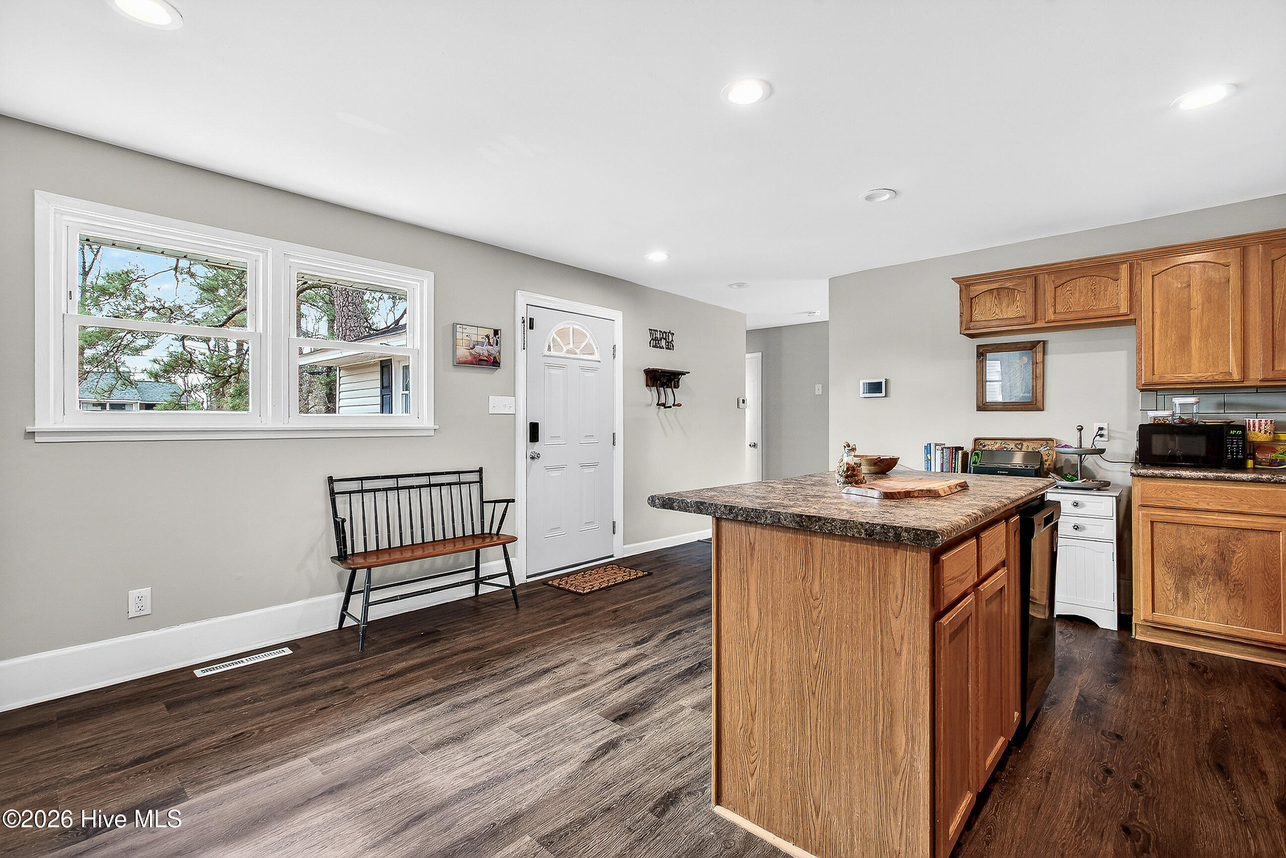 709 Davis Street Jacksonville, NC 28540 - Photo 10 of 37 01-10