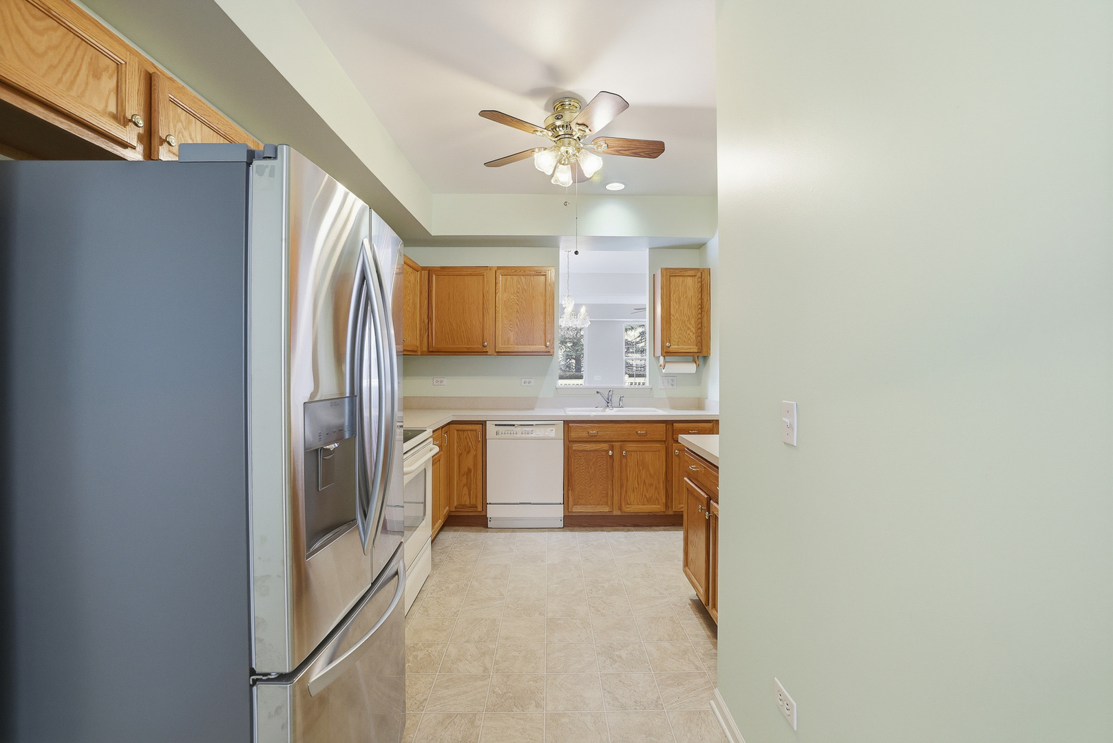 13984 Chanwahon Road Huntley, IL 60142 - Photo 8 of 29