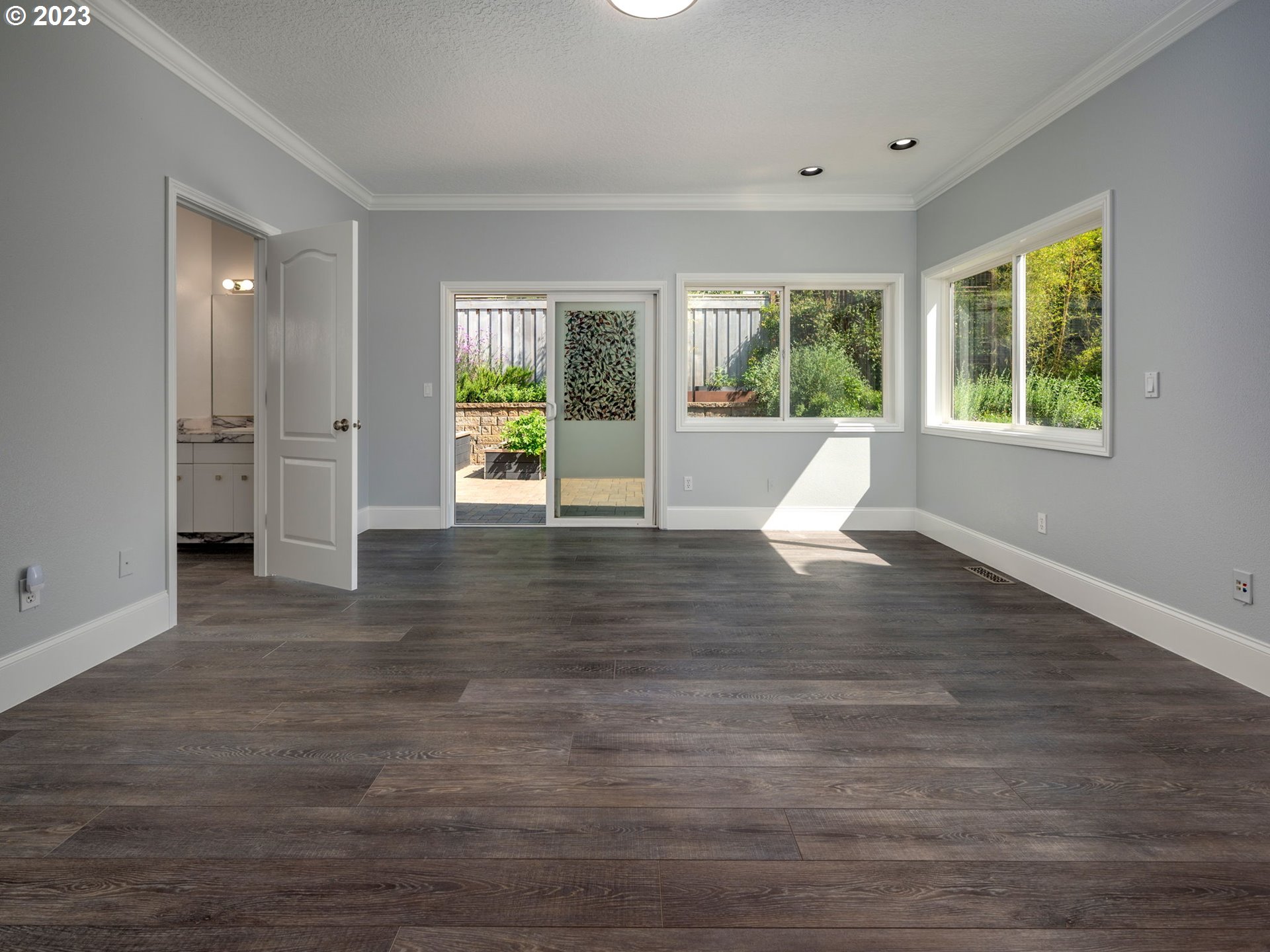 6569 Southwest Arranmore Court Portland, OR 97223 - Photo 20 of 48