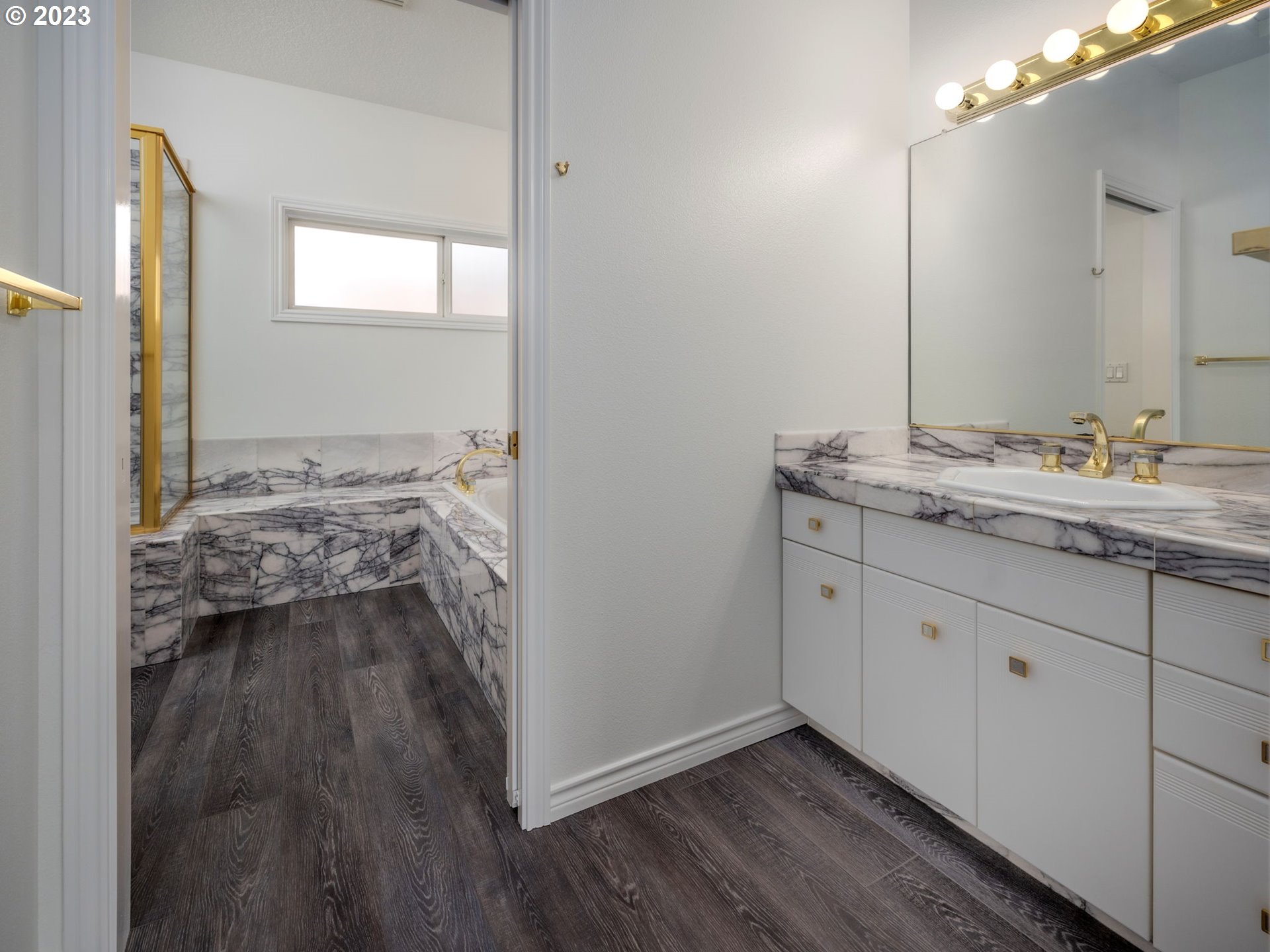 6569 Southwest Arranmore Court Portland, OR 97223 - Photo 22 of 48