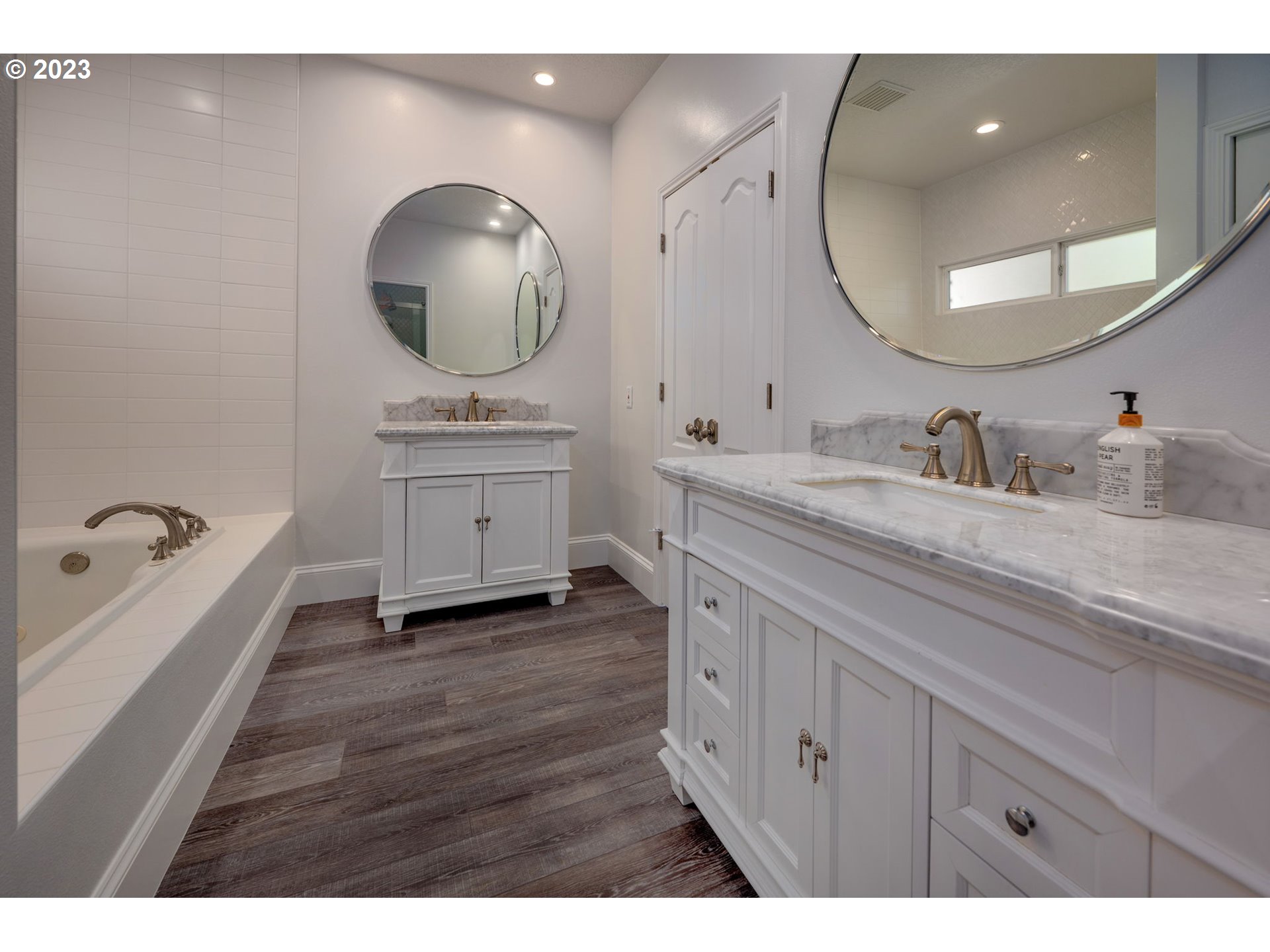 6569 Southwest Arranmore Court Portland, OR 97223 - Photo 27 of 48