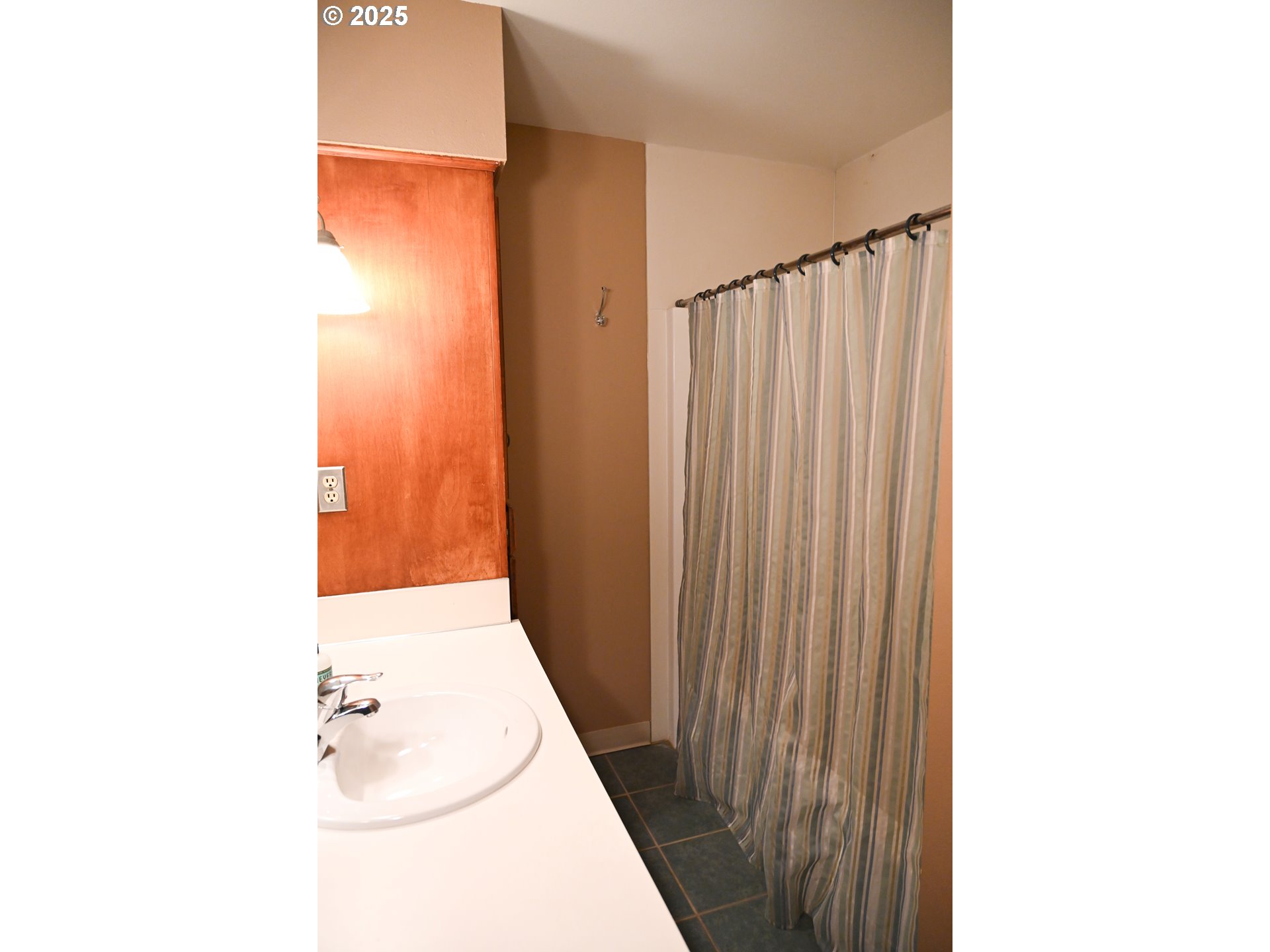 75938 Spring Hollow Road Adams, OR 97810 - Photo 13 of 26 a bathroom with a sink and a mirror