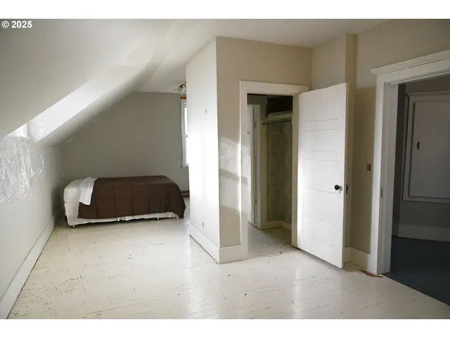 $350,000 | 75938 Spring Hollow Road, Adams, OR 97810