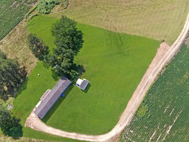 $190,000 | E2817 South Creek Road, De Soto, WI 54624