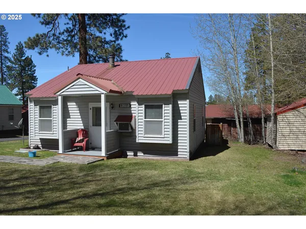 $270,000 | 138118 Hillcrest Street, Gilchrist, OR 97737