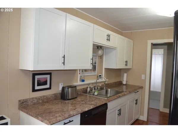 $270,000 | 138118 Hillcrest Street, Gilchrist, OR 97737