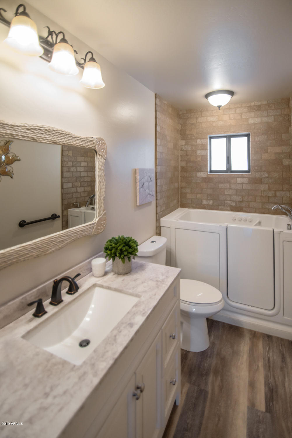 2015 Idylwild Road Prescott, AZ 86305 - Photo 18 of 30 19 - Main bath