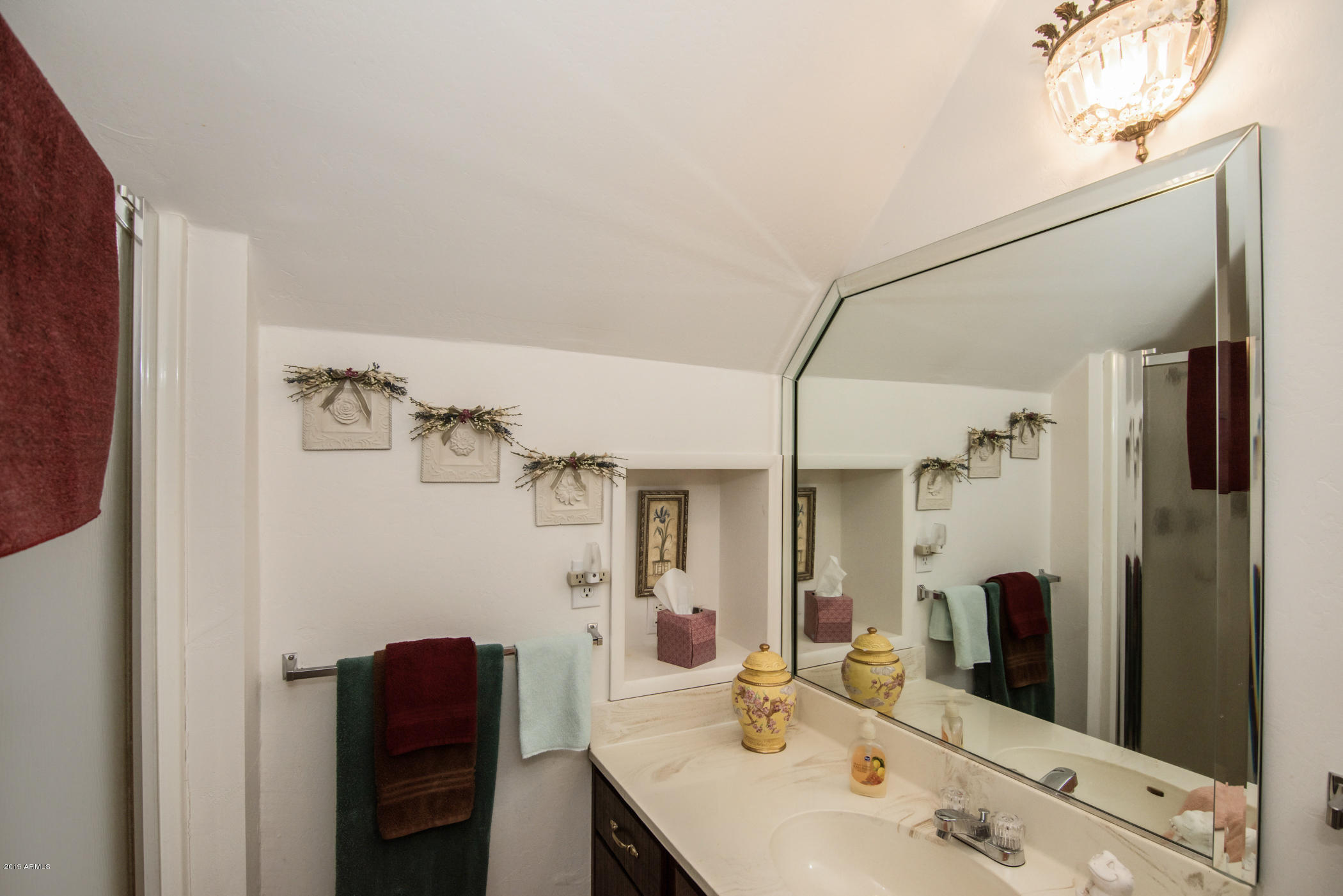 2015 Idylwild Road Prescott, AZ 86305 - Photo 22 of 30 23 - Upstairs bath