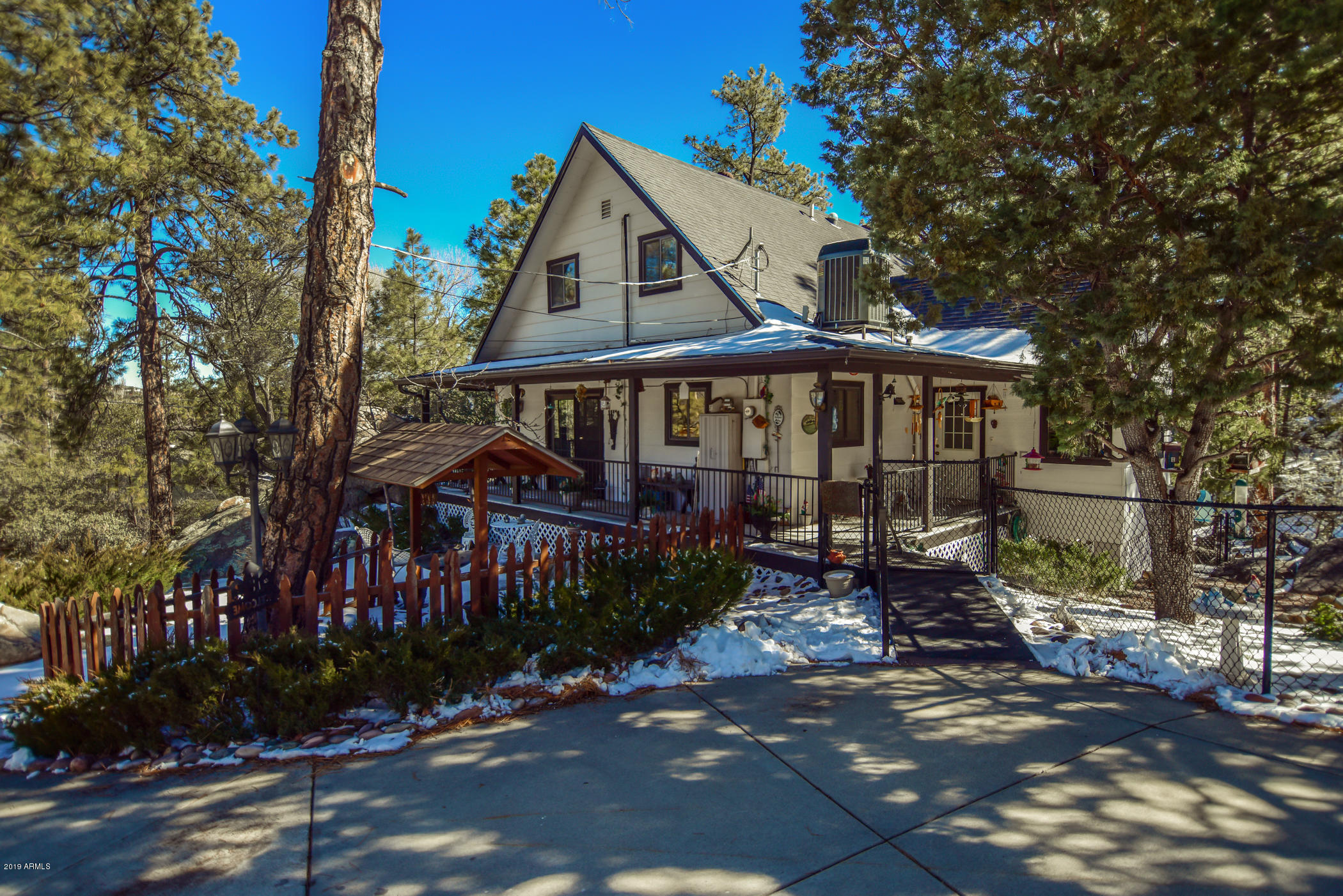 2015 Idylwild Road Prescott, AZ 86305 - Photo 3 of 30 2 - Easy access to main level living