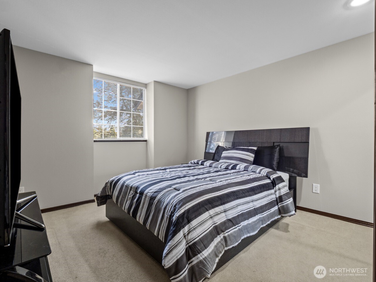 18008 25th Drive Southeast Bothell, WA 98012 - Photo 22 of 36 Gallery Image 22