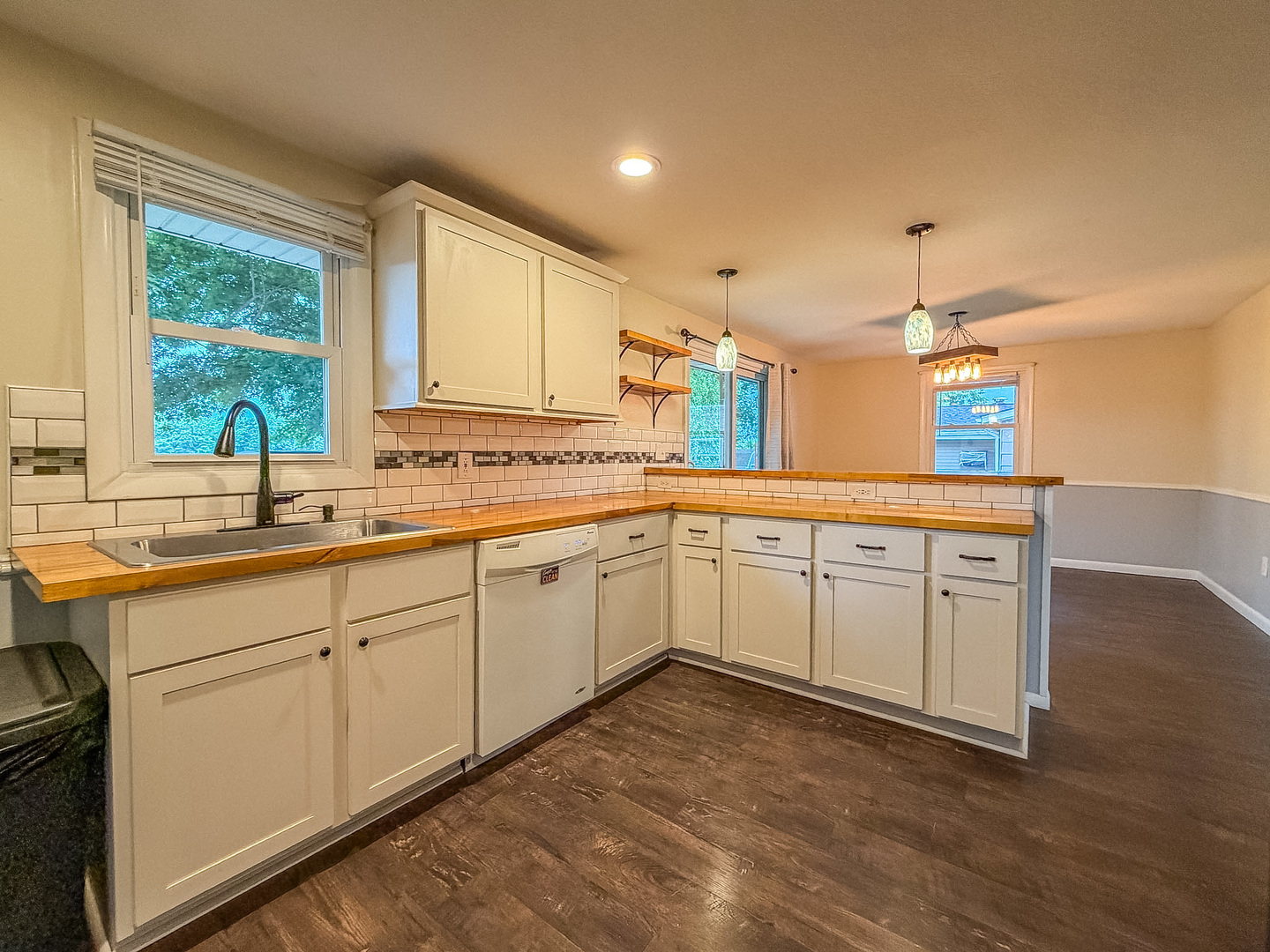 5155 Lake Road Mattoon, IL 61938 - Photo 13 of 39