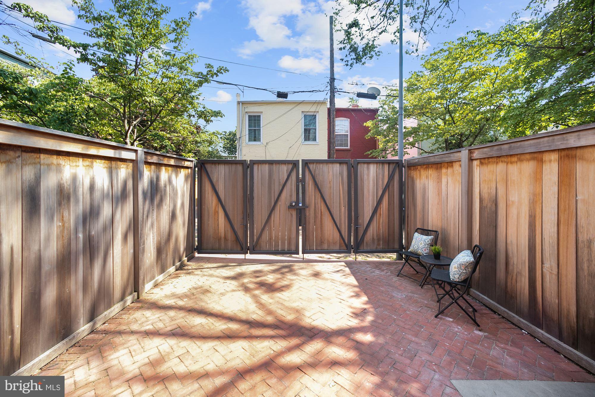 151 E Street Southeast Washington, DC 20003 - Photo 13 of 27 Parking