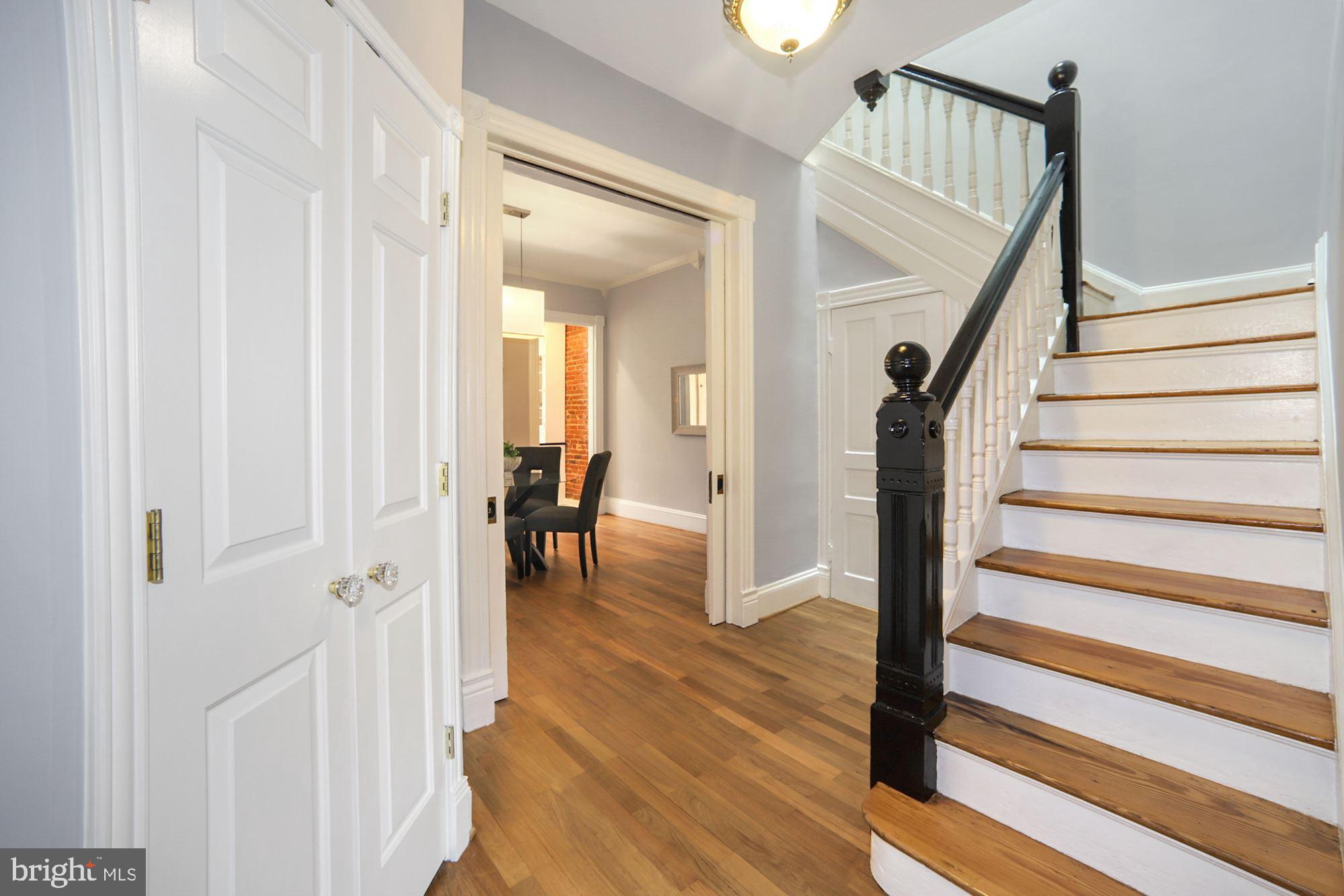 151 E Street Southeast Washington, DC 20003 - Photo 14 of 27 Vestibule