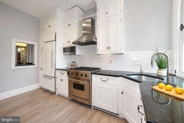 $1,320,000 | 151 E Street Southeast, Washington, DC 20003