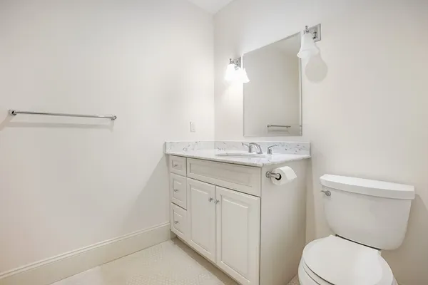 $4,000 | 116-128 Rantoul Street, Unit 509, Beverly, MA 01915