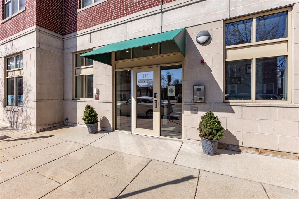 116-128 Rantoul Street, Unit 509 Beverly, MA 01915 - Photo 27 of 31