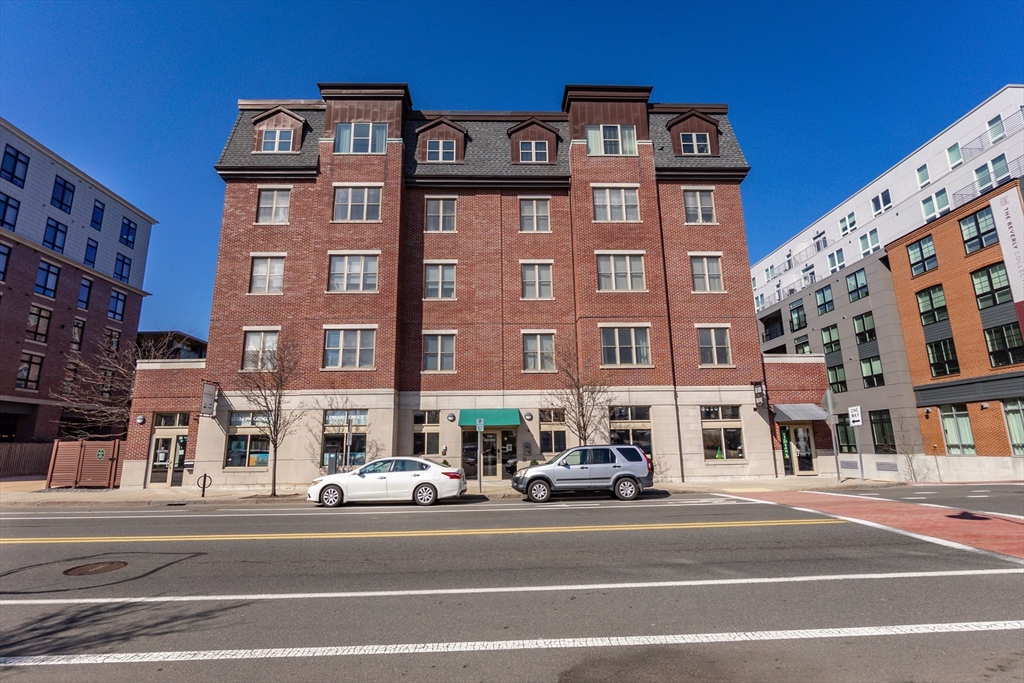 116-128 Rantoul Street, Unit 509 Beverly, MA 01915 - Photo 29 of 31