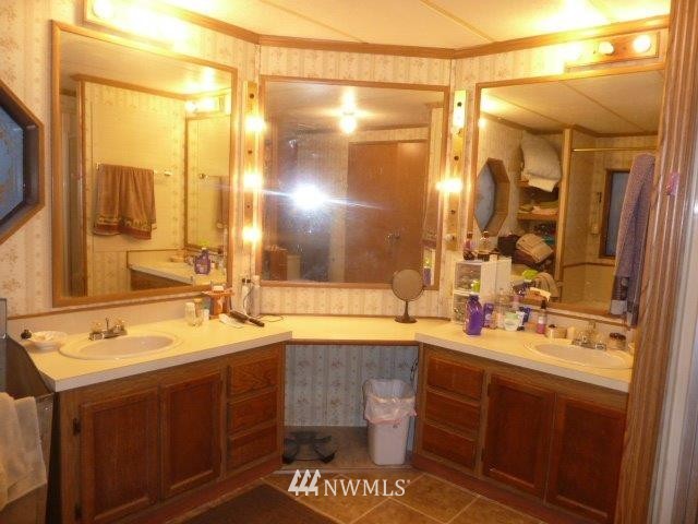 22709 Military Road South SeaTac, WA 98198 - Photo 11 of 18 Gallery Image 11