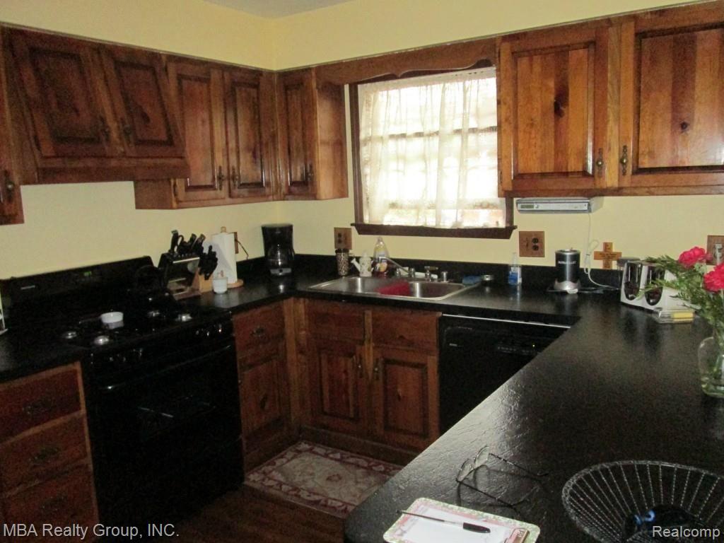 8496 Rucker Road Grosse Ile, MI 48138 - Photo 14 of 39 IMG_6759.jpg