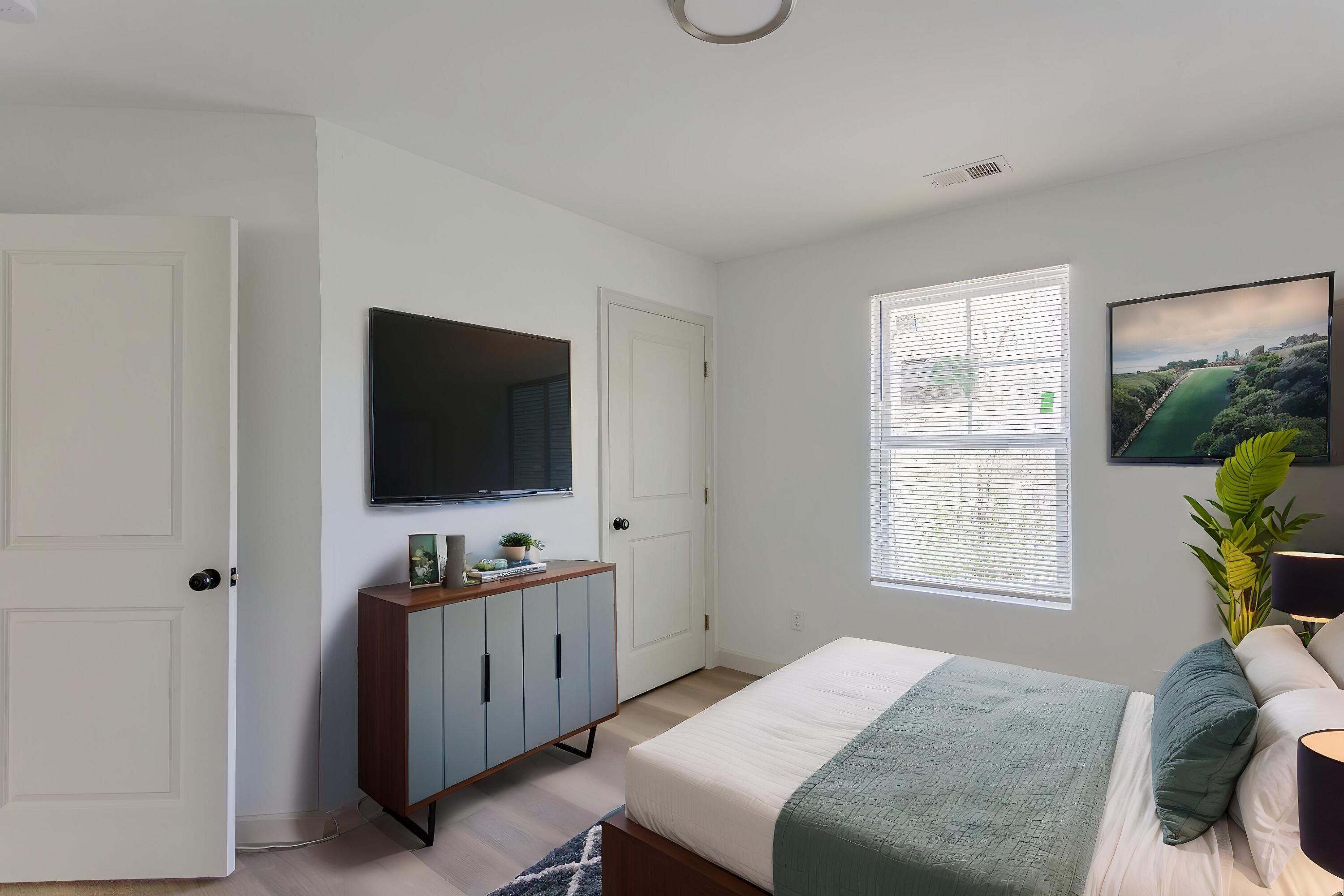 1006 McBrien Road Chattanooga, TN 37412 - Photo 15 of 22 1006-McBrien-HD-33 - Bedroom - Modern -