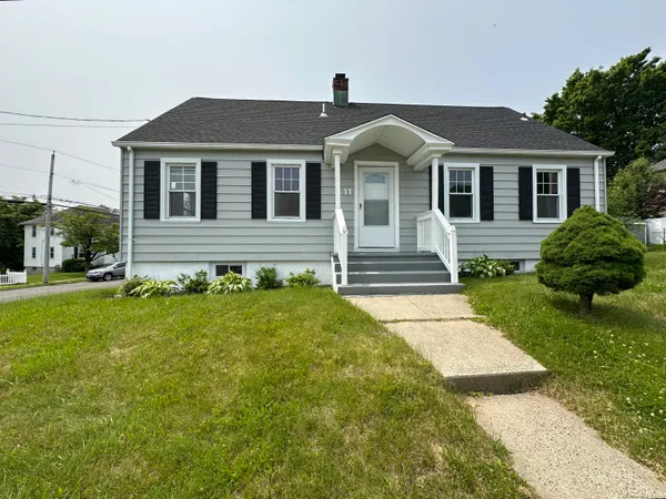 $4,200 | 11 Colony Street, Stratford, CT 06615