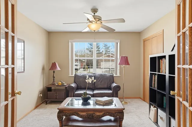 $315,000 | 2952 Freedom Circle, Crown Point, IN 46307