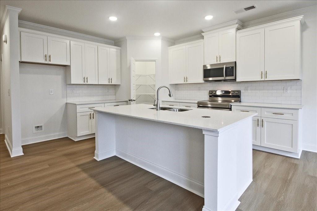 884 Counterpoint Drive Decatur, GA 30032 - Photo 13 of 27 Gallery Image 13