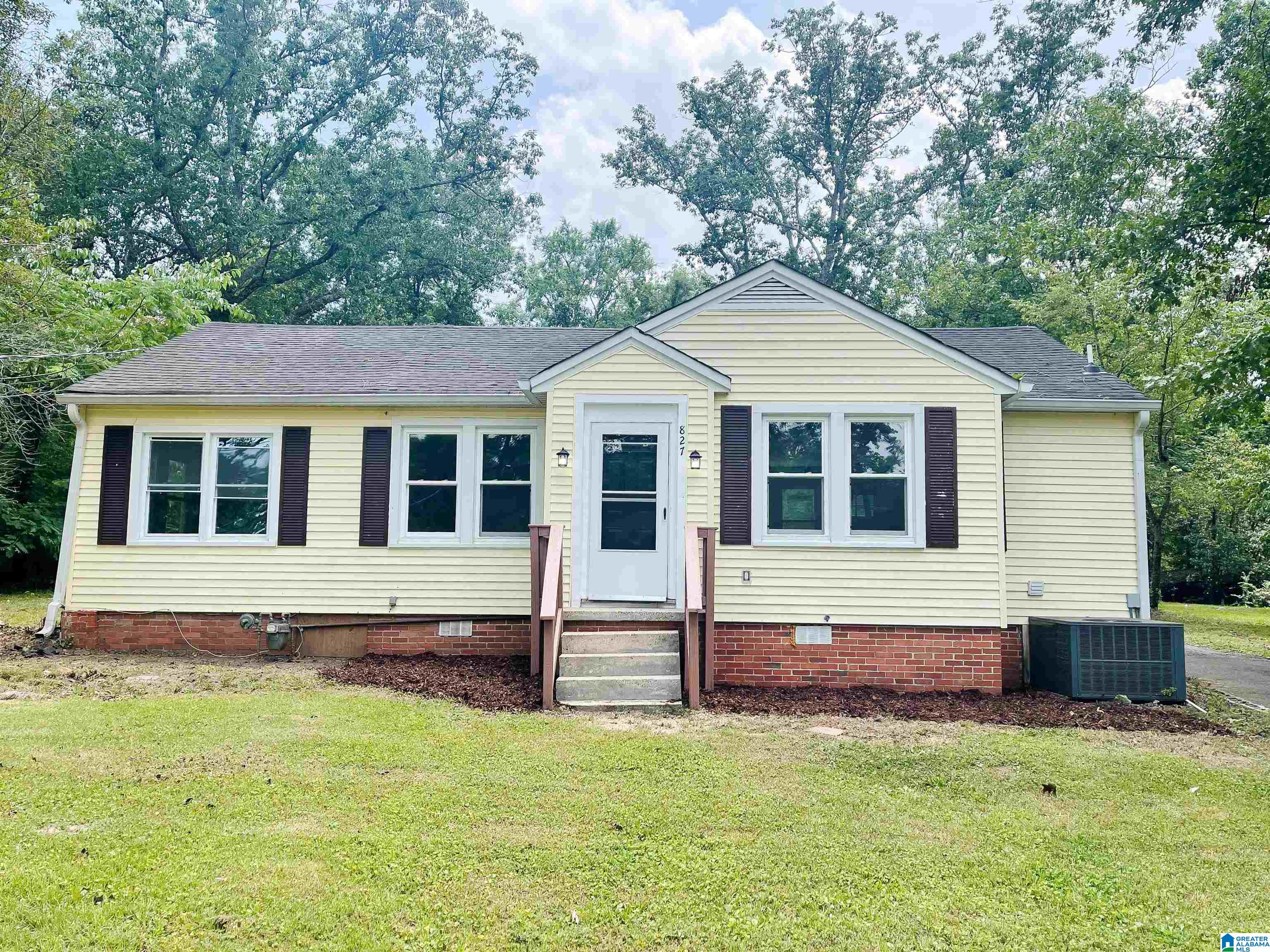 827 Hillcrest Road Birmingham, AL 35235 - Photo 1 of 16