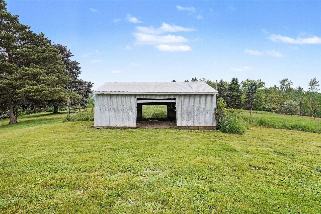 9700 Fenner Road Perry, MI 48872 - Photo 28 of 31