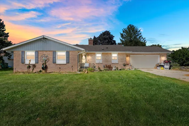 $275,000 | 645 East Petunia Lane, Beloit, WI 53511