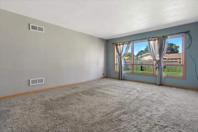 $275,000 | 645 East Petunia Lane, Beloit, WI 53511