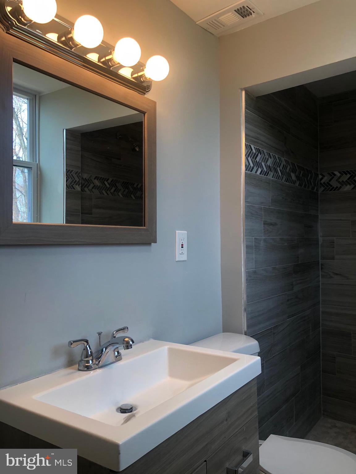 6909 Presley Road Lanham, MD 20706 - Photo 16 of 17 BATH