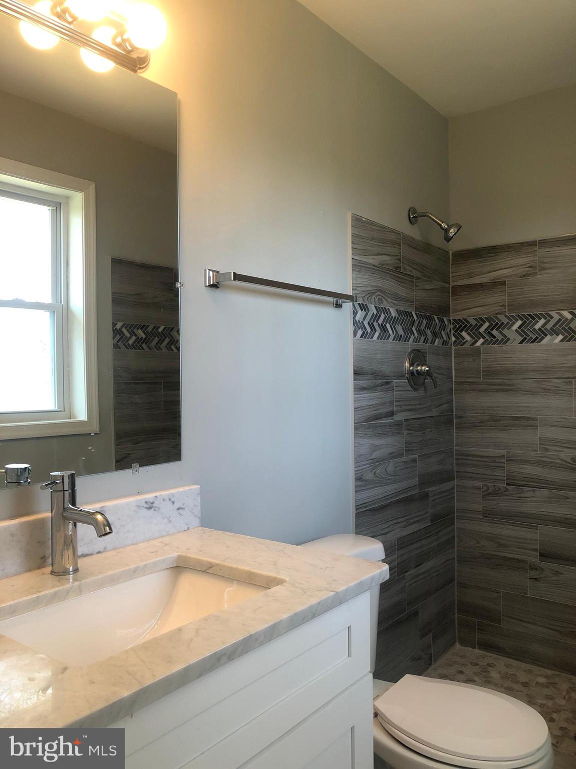 6909 Presley Road Lanham, MD 20706 - Photo 9 of 17 MASTER BATH