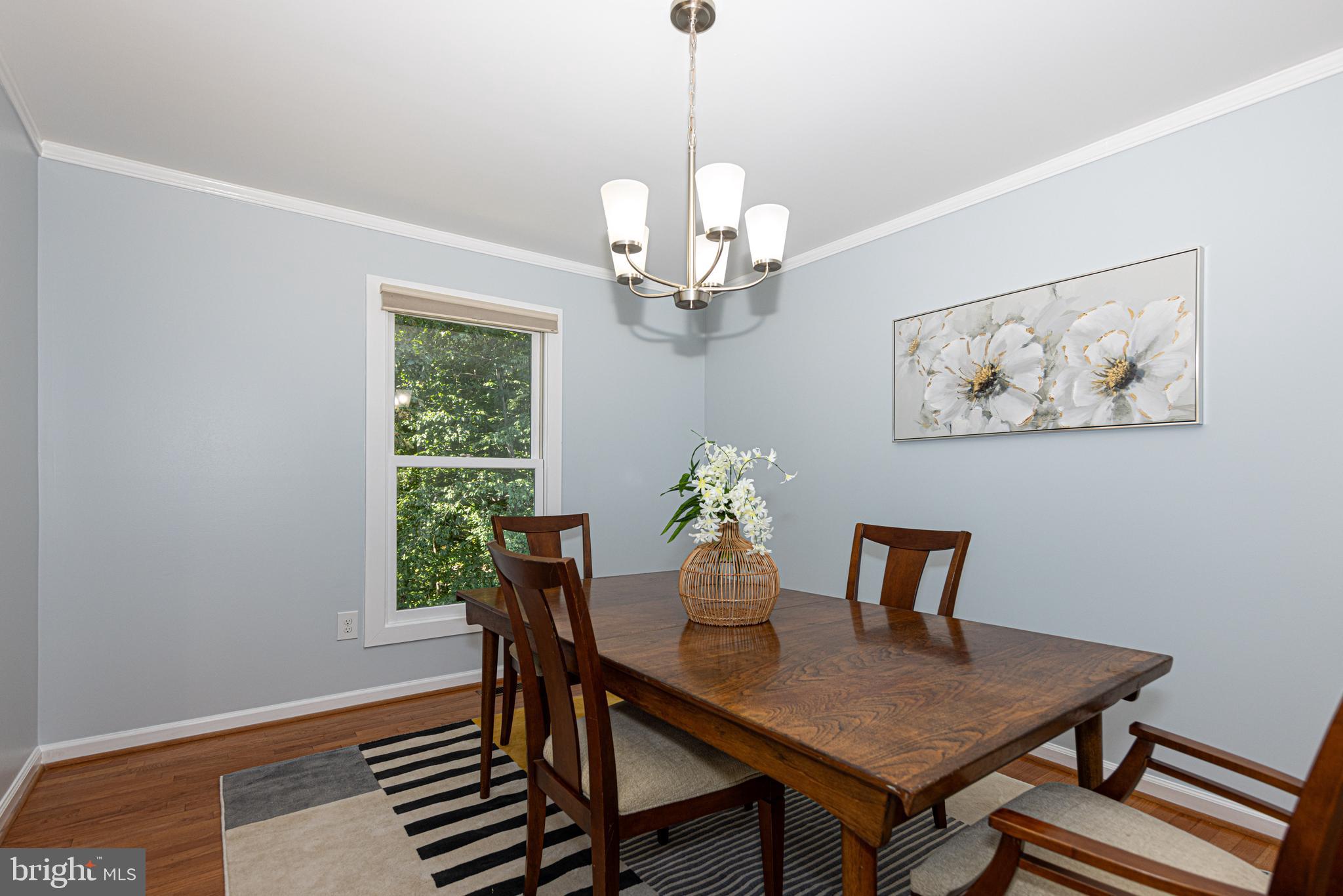 8296 Lindside Way Springfield, VA 22153 - Photo 12 of 44 Dining room