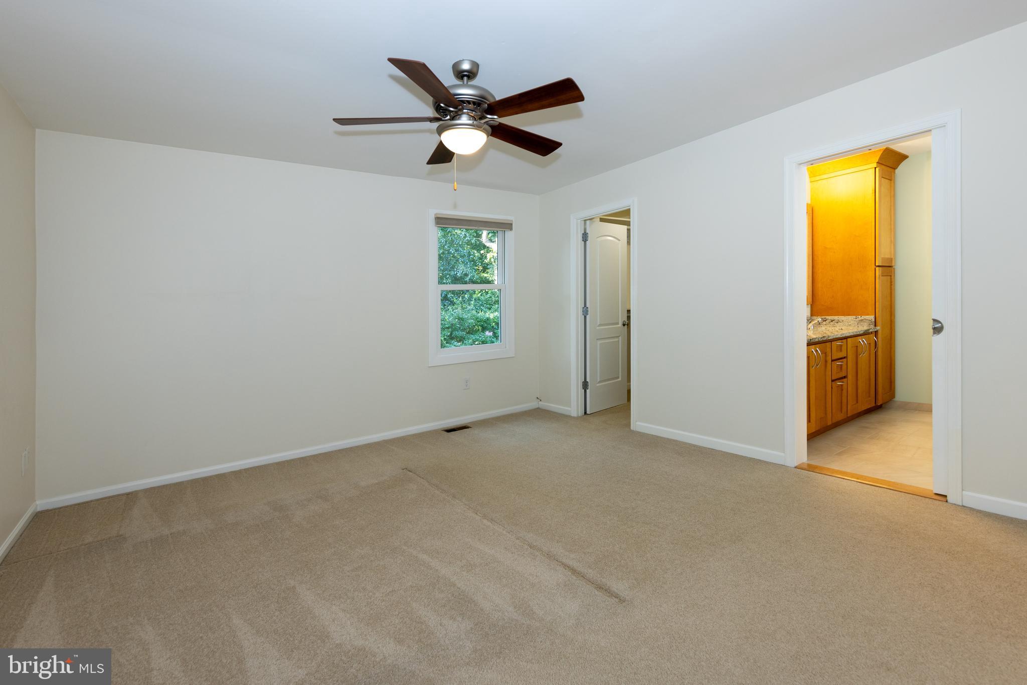 8296 Lindside Way Springfield, VA 22153 - Photo 22 of 44 Primary bedroom