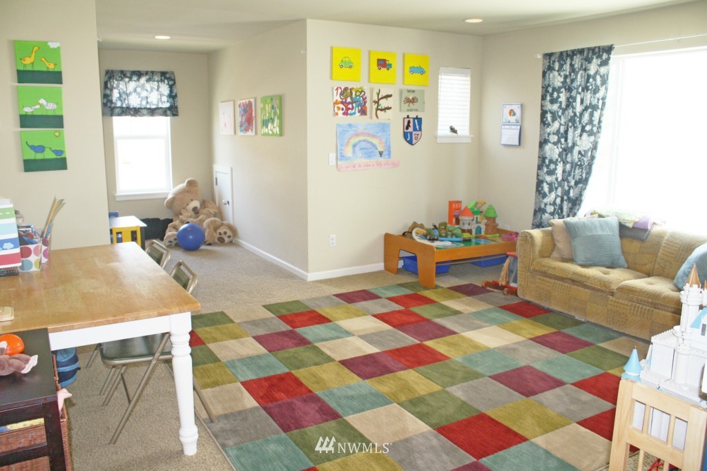 5609 Northeast 5th Court Renton, WA 98059 - Photo 15 of 20
