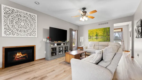 $619,000 | 9109 Pine Hill Court, Saline, MI 48176