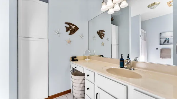 $619,000 | 9109 Pine Hill Court, Saline, MI 48176