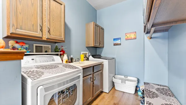 $619,000 | 9109 Pine Hill Court, Saline, MI 48176