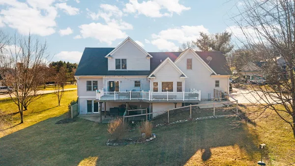 $619,000 | 9109 Pine Hill Court, Saline, MI 48176