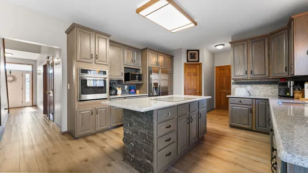 $619,000 | 9109 Pine Hill Court, Saline, MI 48176