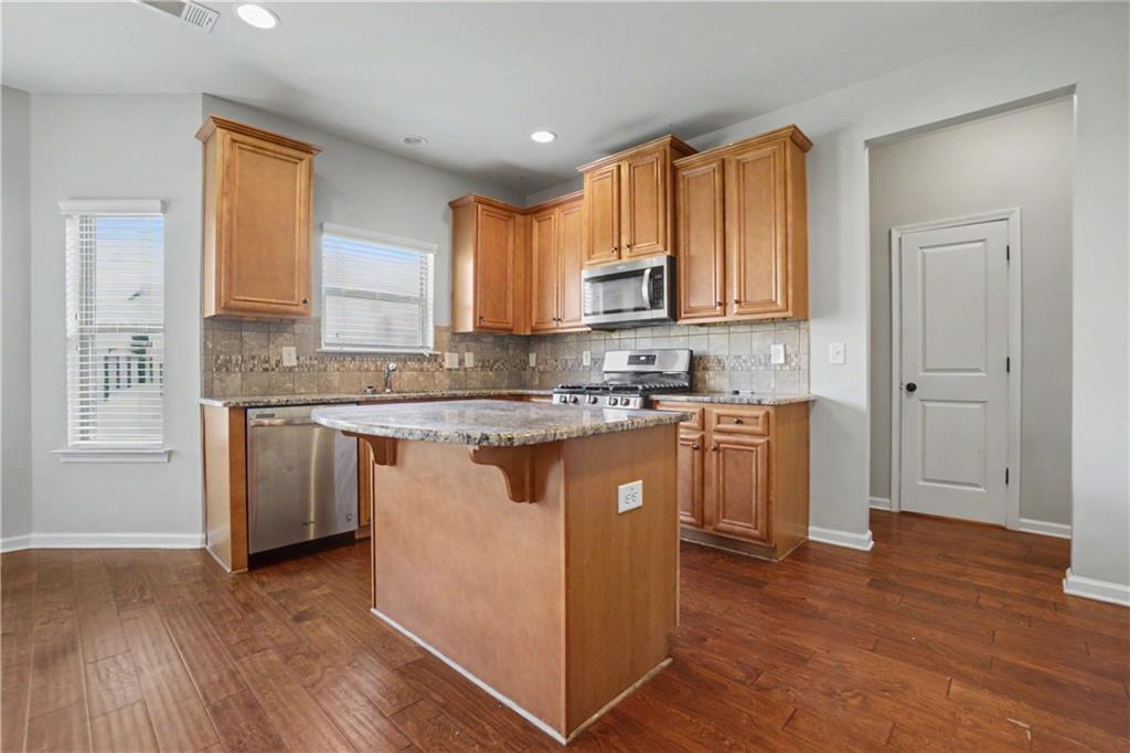 7646 Crawford Court Fairburn, GA 30213 - Photo 15 of 40
