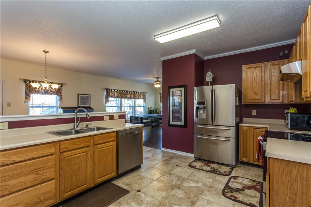 10360 Splendor Way Indianapolis, IN 46234 - Photo 12 of 24 Gallery Image 12