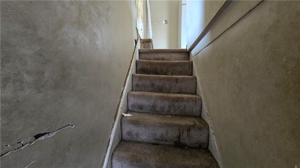 338 Ellsworth Street Sharon, PA 16146 - Photo 18 of 29