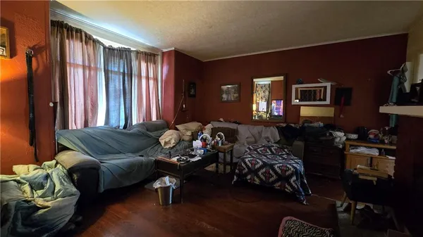 $40,000 | 338 Ellsworth Street, Sharon, PA 16146
