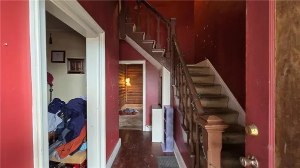 $40,000 | 338 Ellsworth Street, Sharon, PA 16146